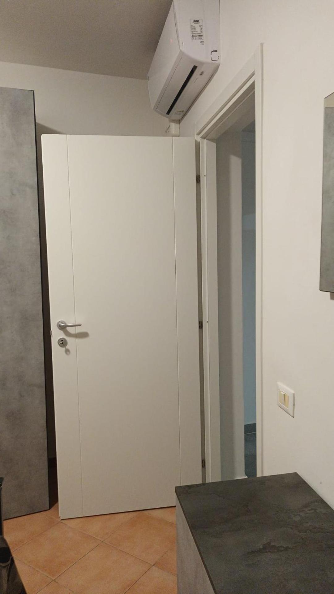 Casa N 2 Con Parcheggio Privato E Colonnina Ricarica Appartement Livorno Buitenkant foto