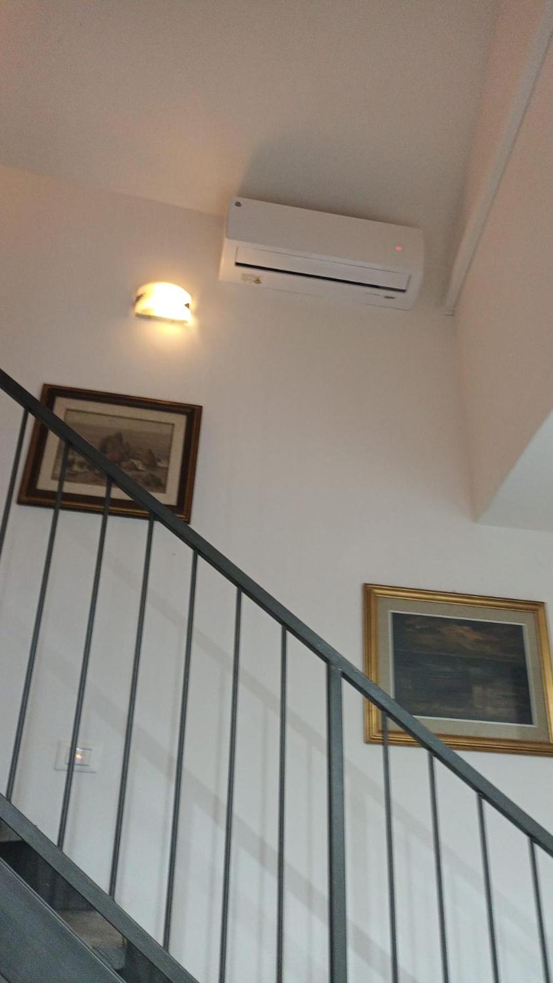 Casa N 2 Con Parcheggio Privato E Colonnina Ricarica Appartement Livorno Buitenkant foto