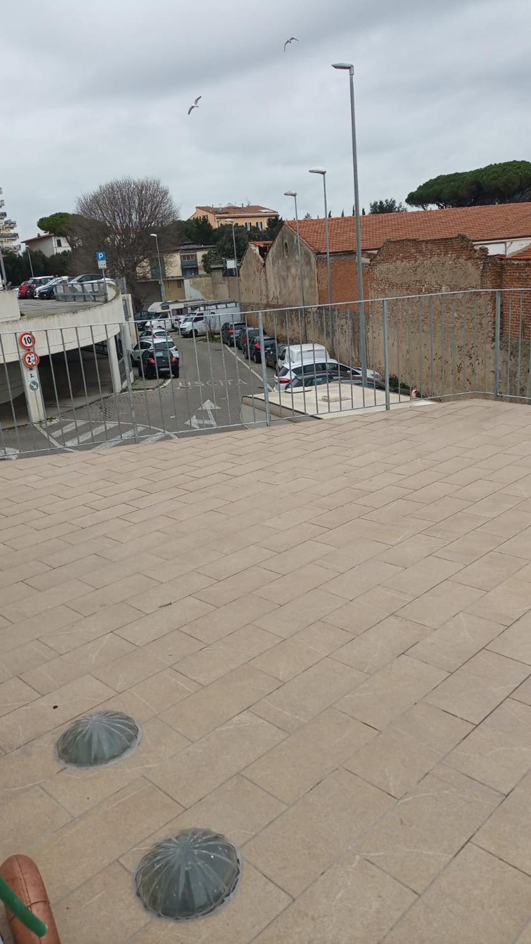 Casa N 2 Con Parcheggio Privato E Colonnina Ricarica Appartement Livorno Buitenkant foto